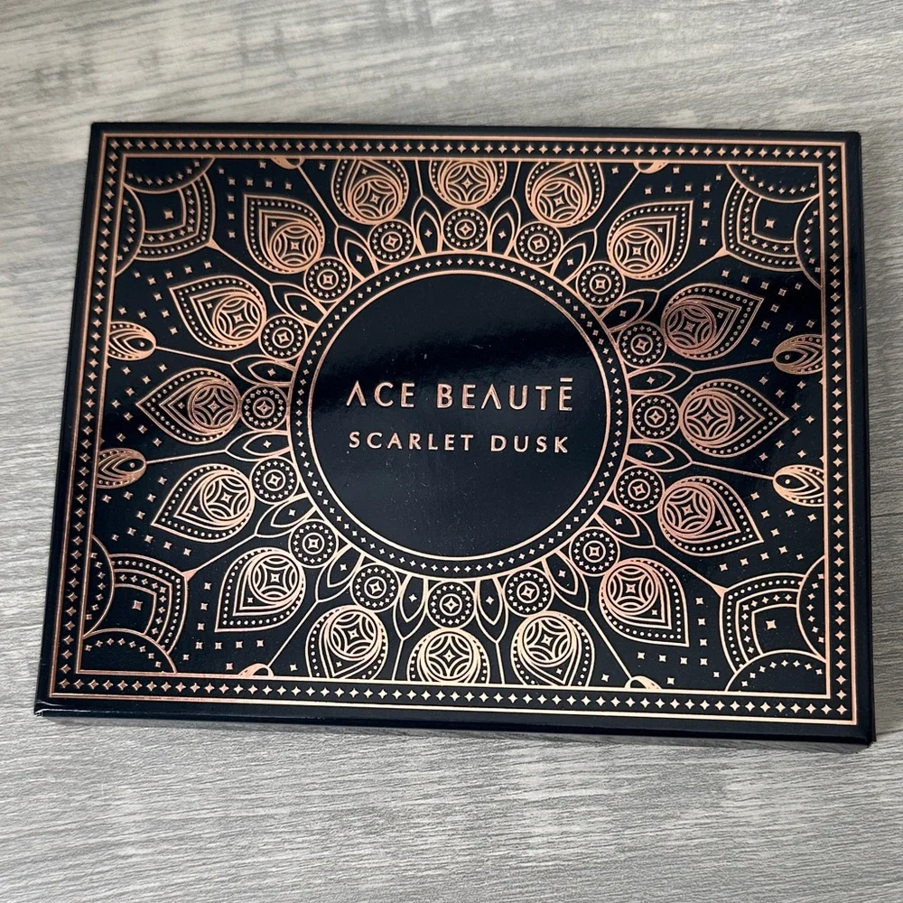 NWOT Ace Beaute Eyeshadow Palette with Sunset Rose and Crimson - Picture 4 of 4